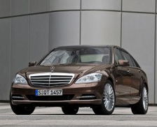 V (W221) — 2005 — 2009